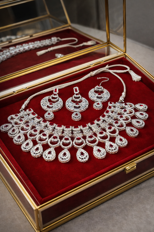 Luna Necklace Set