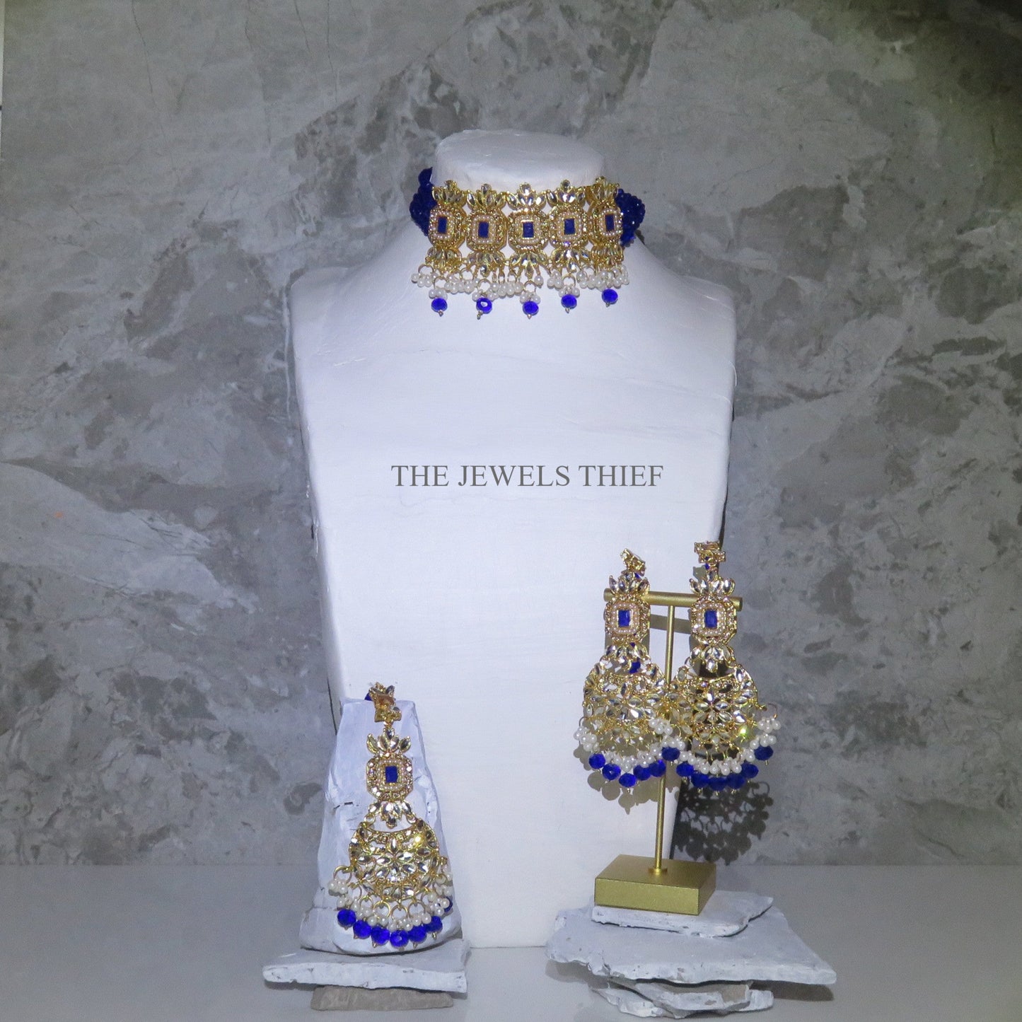 Chunky Square Choker Necklace